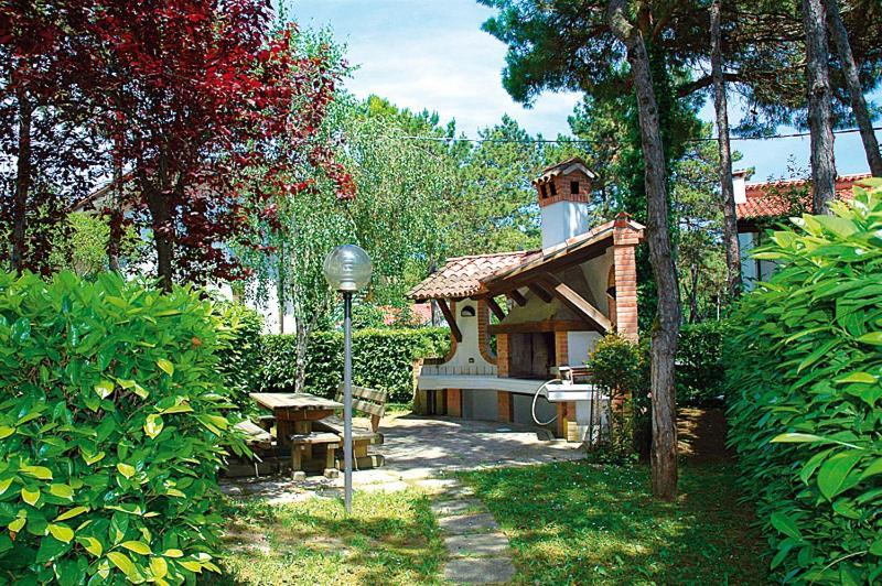 Villa Adria Lignano Sabbiadoro Exterior foto